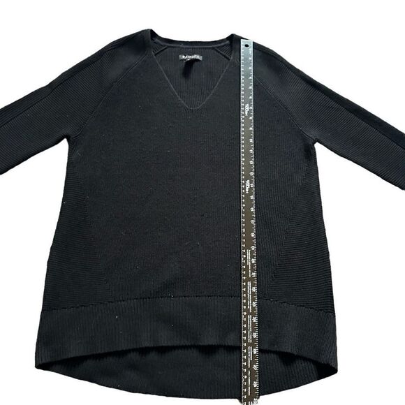 Athleta- Women’s Black Hanover Refined V-Neck Wool Blend Sweater, Size XL - Picture 13 of 16